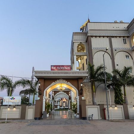 The Florence Resort Jaipur Ngoại thất bức ảnh
