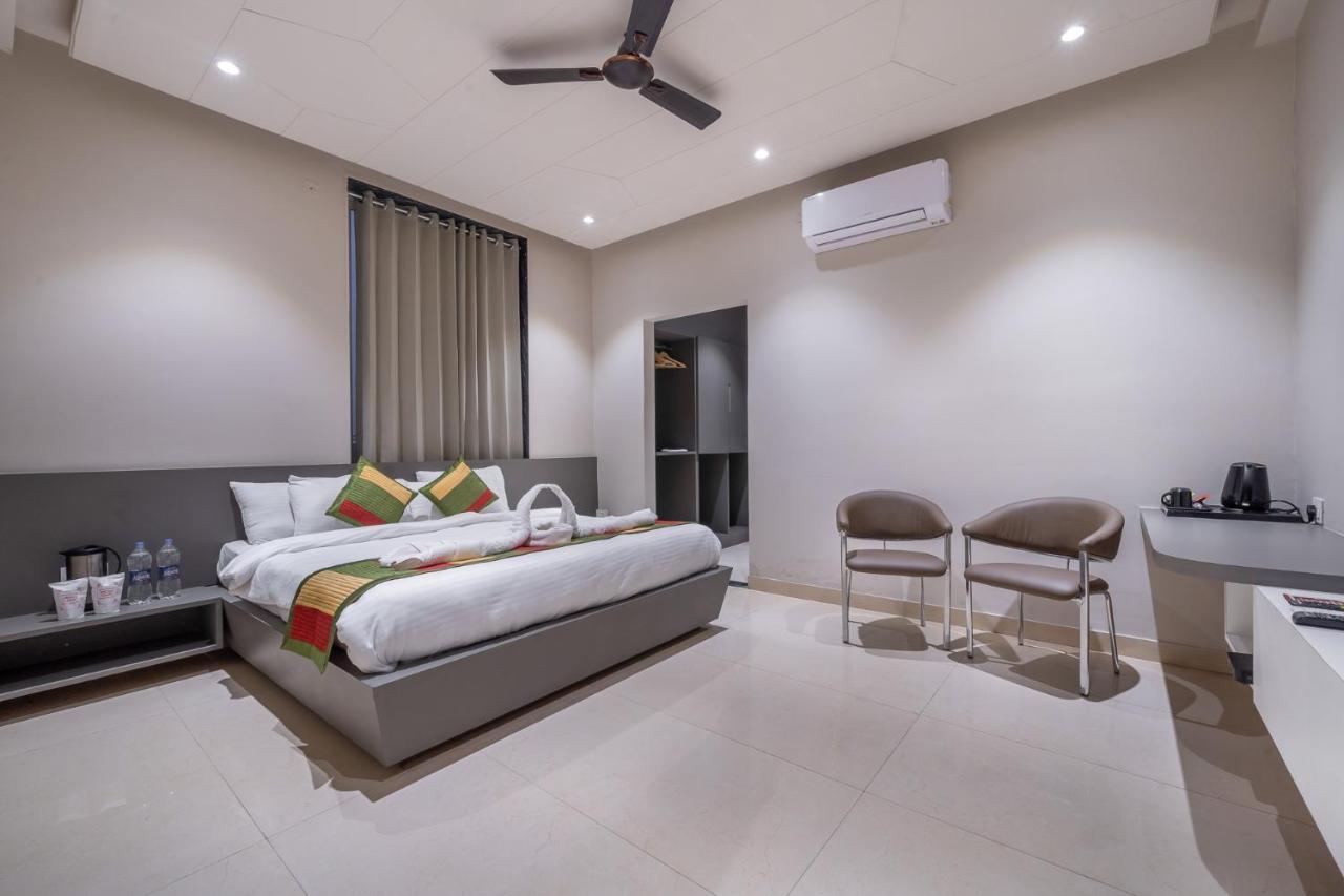 The Florence Resort Jaipur Ngoại thất bức ảnh