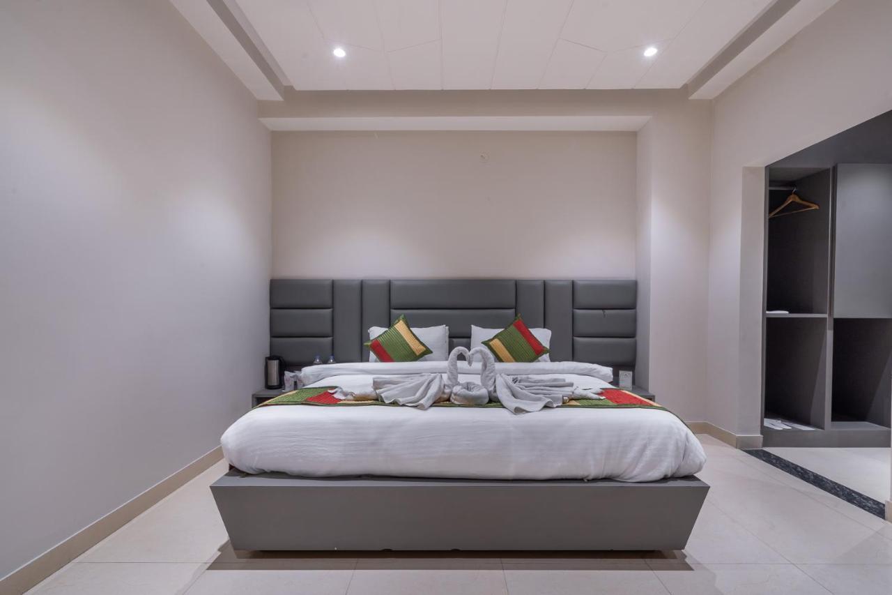 The Florence Resort Jaipur Ngoại thất bức ảnh