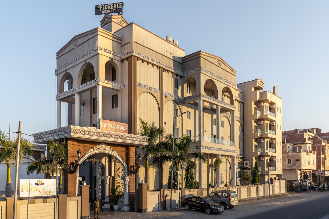 The Florence Resort Jaipur Ngoại thất bức ảnh